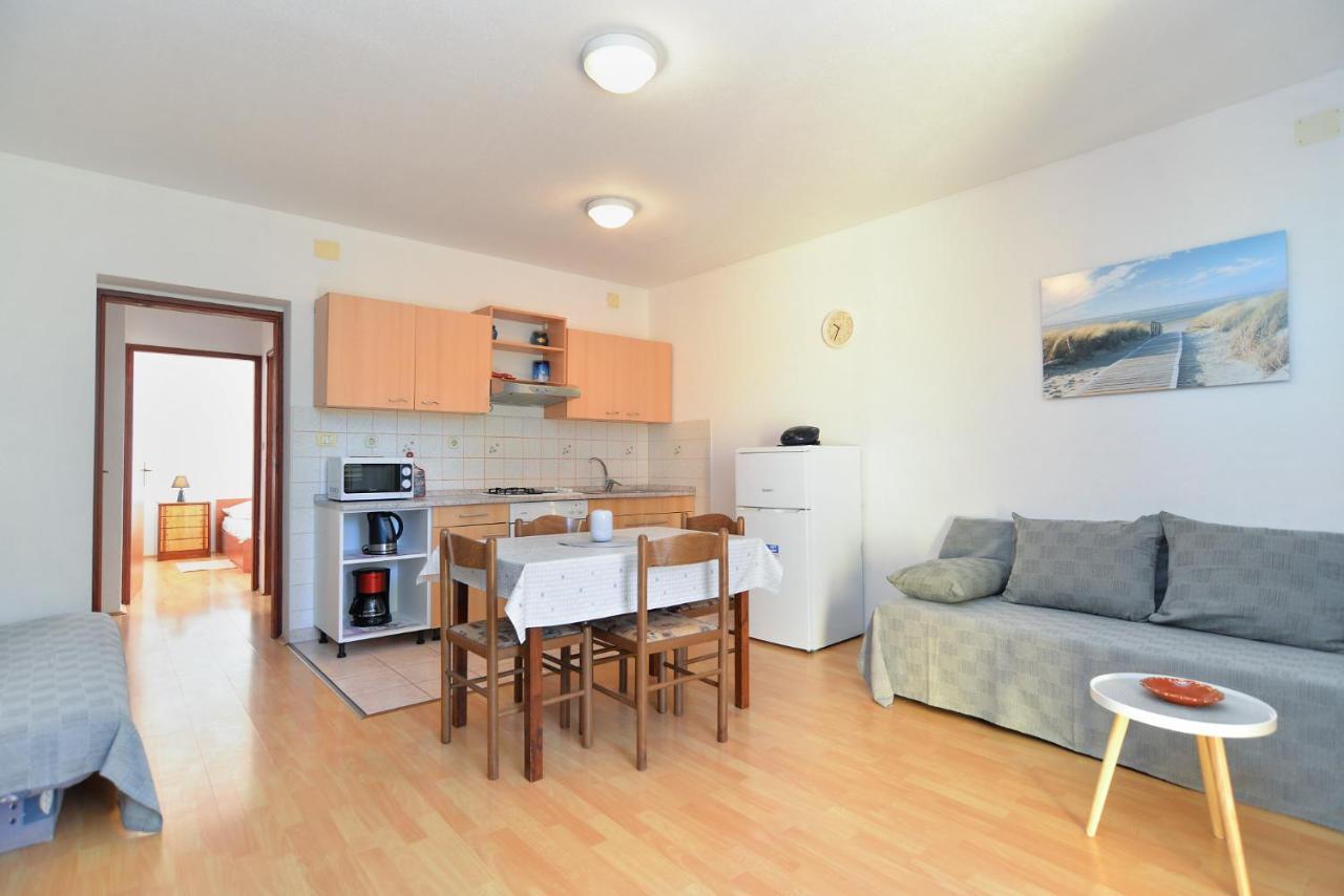 Apartment Jadranko 1761 Peroj Ngoại thất bức ảnh