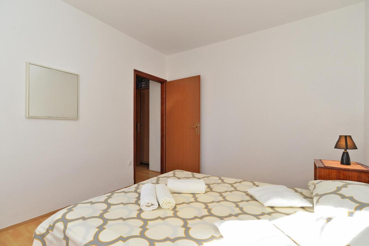 Apartment Jadranko 1761 Peroj Ngoại thất bức ảnh
